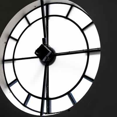 Reykjav&iacute;k Adventskalender: Uhr Hallgr&iacute;mskirkja